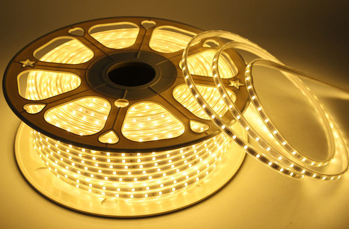 IP65 SMD5050 60leds / m 220V شريط LED مع 80 CRI FPC شهادات CE / RoHS في أمريكا الجنوبية