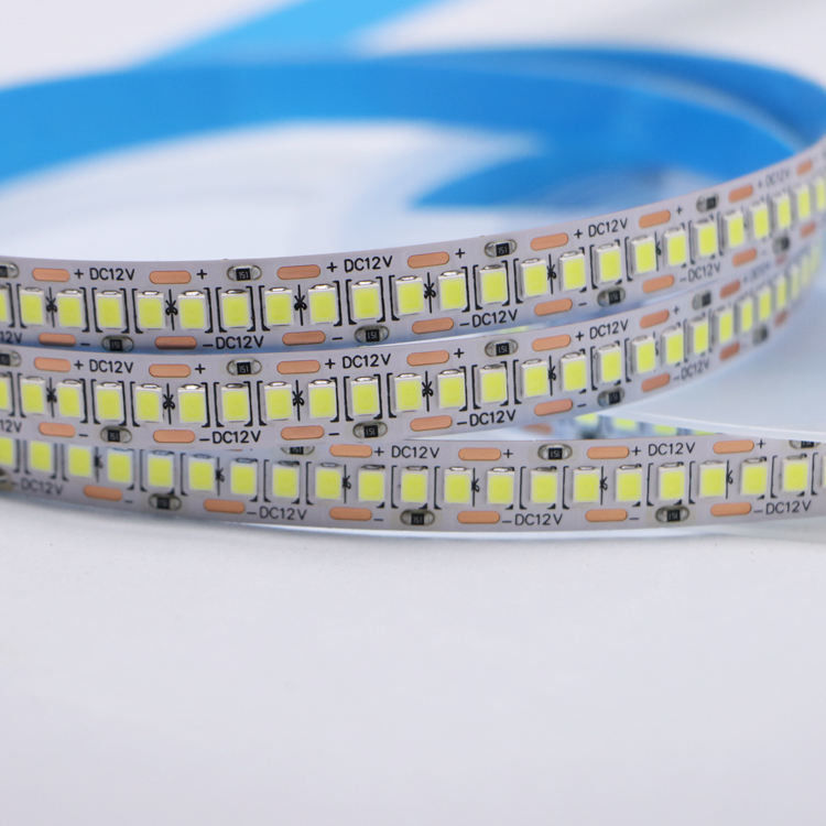 DC12V/24V 10mm 5M/Roll 2835 80Ra شريط LED مع PCB أبيض و 120° زاوية شعاع