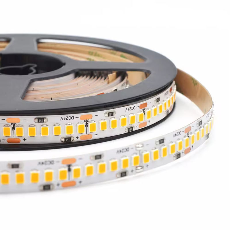 الطيف الكامل 2835 شريط LED مرن CRI> 95 CRI> 97 120 leds / m SDCM < 3 R1-R15 كل شيء أكثر من 90