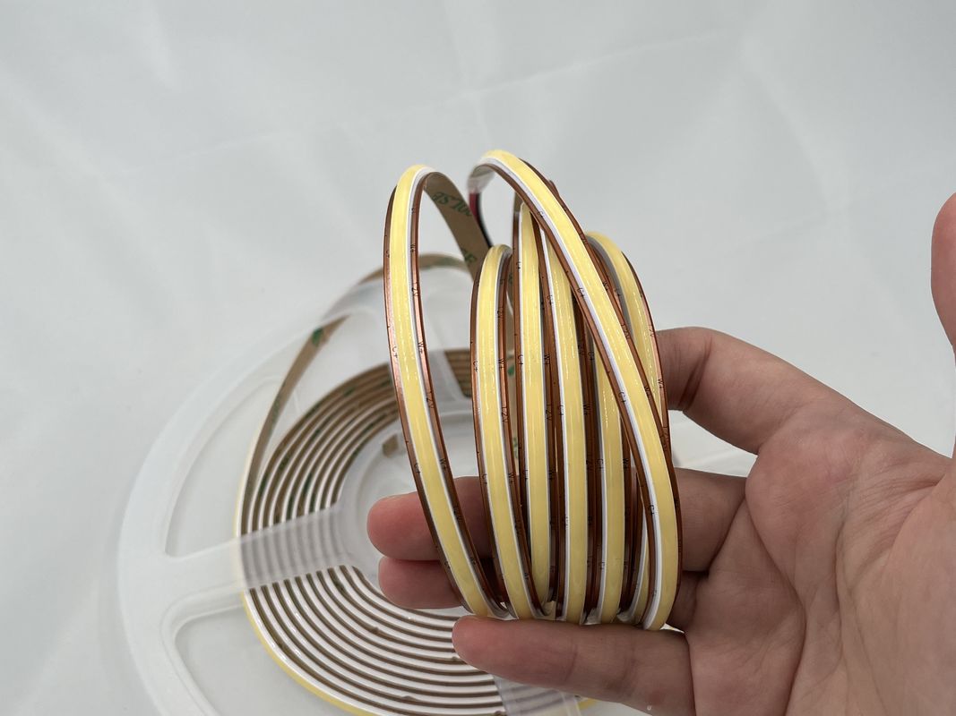 12 فولت COB576Led/M 6.6MM عرض قابل للتخفيف 2700K إلى 6500K CCT COB LED Strip الإضاءة المرنة معتمدة CE