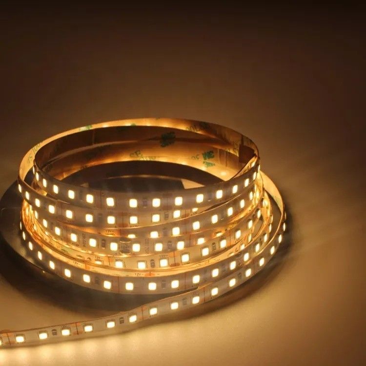 تصنيف IP20 إضاءة تزيين المناظر الطبيعية 5m 10m 12v 24v 220v Rgbw Cob Light Strip