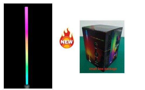 الإضاءة الزخرفية لغرفة النوم 1.5m مصباح أرضي LED يغير اللون مع جهاز التحكم عن بعد 2
