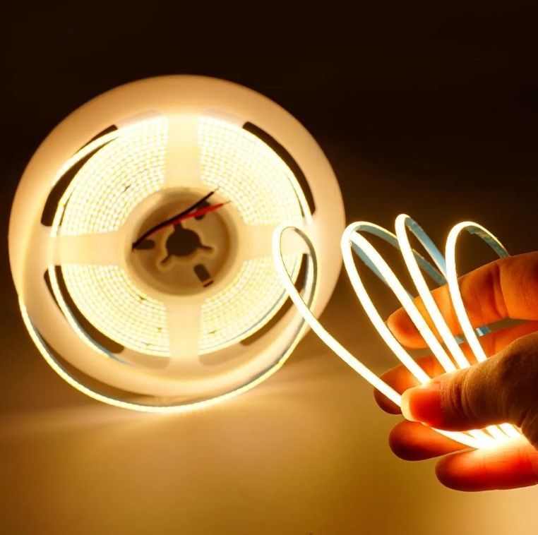 DC 12V 24V 5V ضوء LED ضيق للغاية 3mm بدون نقاط COB للضوء المرن